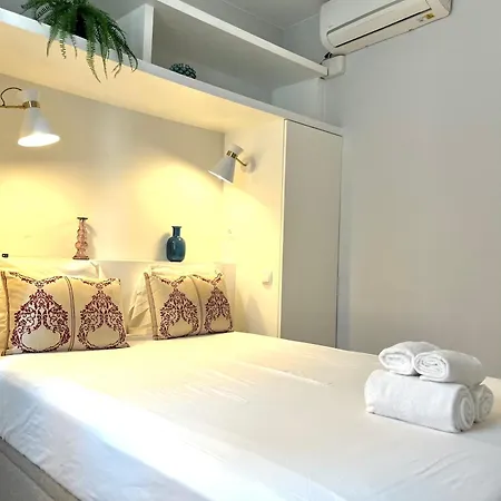 Apt Manuel Bernardes 2Q junto à Praça das Flores Appartamento *
