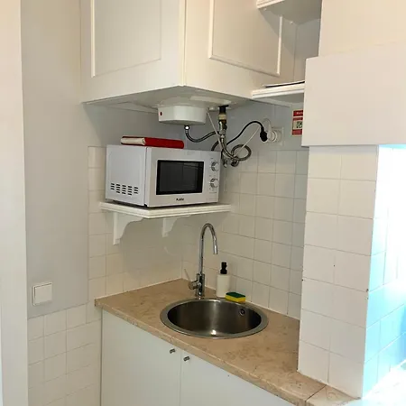 Apt Manuel Bernardes 2Q junto à Praça das Flores *